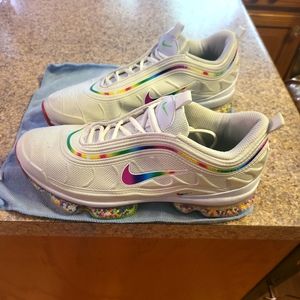 NIKE JOYRIDE  SNEAKERS